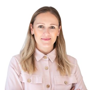 Dr. Lenka Kmetova, LL.M.